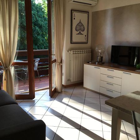 Antonellagardalake Desenzano del Garda Dış mekan fotoğraf