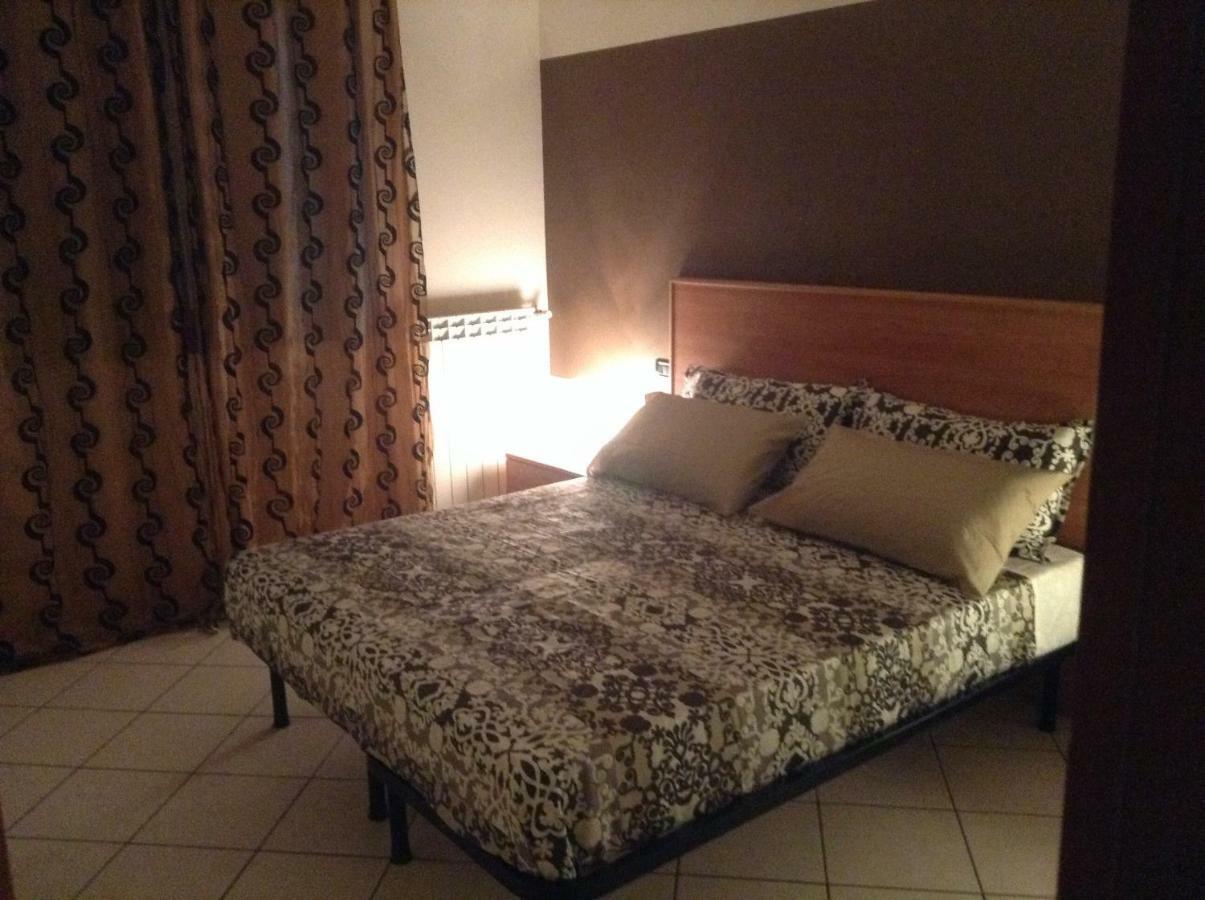Antonellagardalake Desenzano del Garda Dış mekan fotoğraf